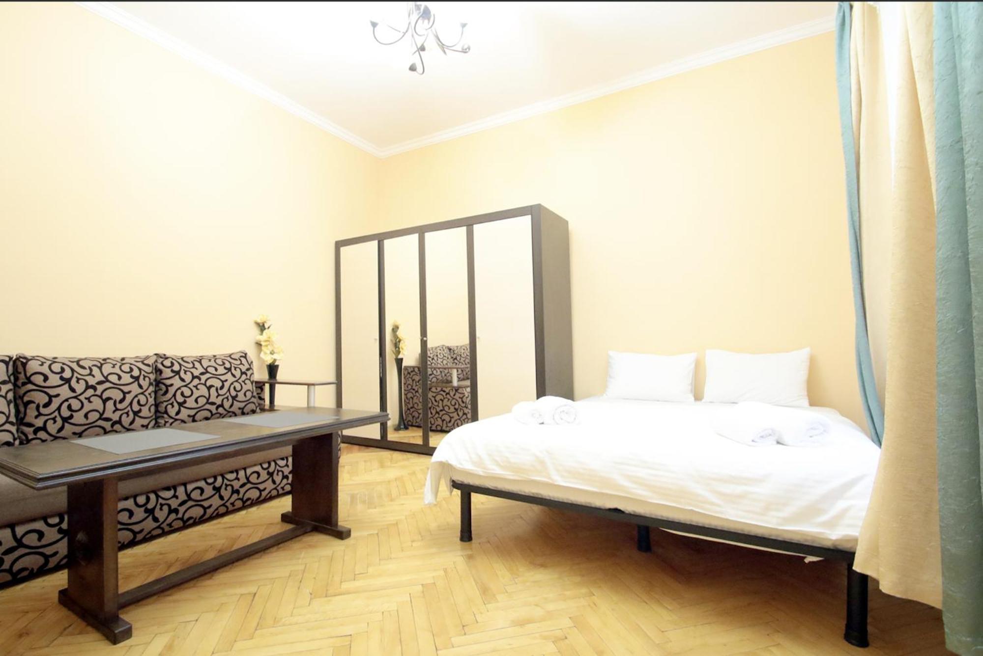 "Deluxe Apartments" K 45 - 1128 Lviv Dış mekan fotoğraf