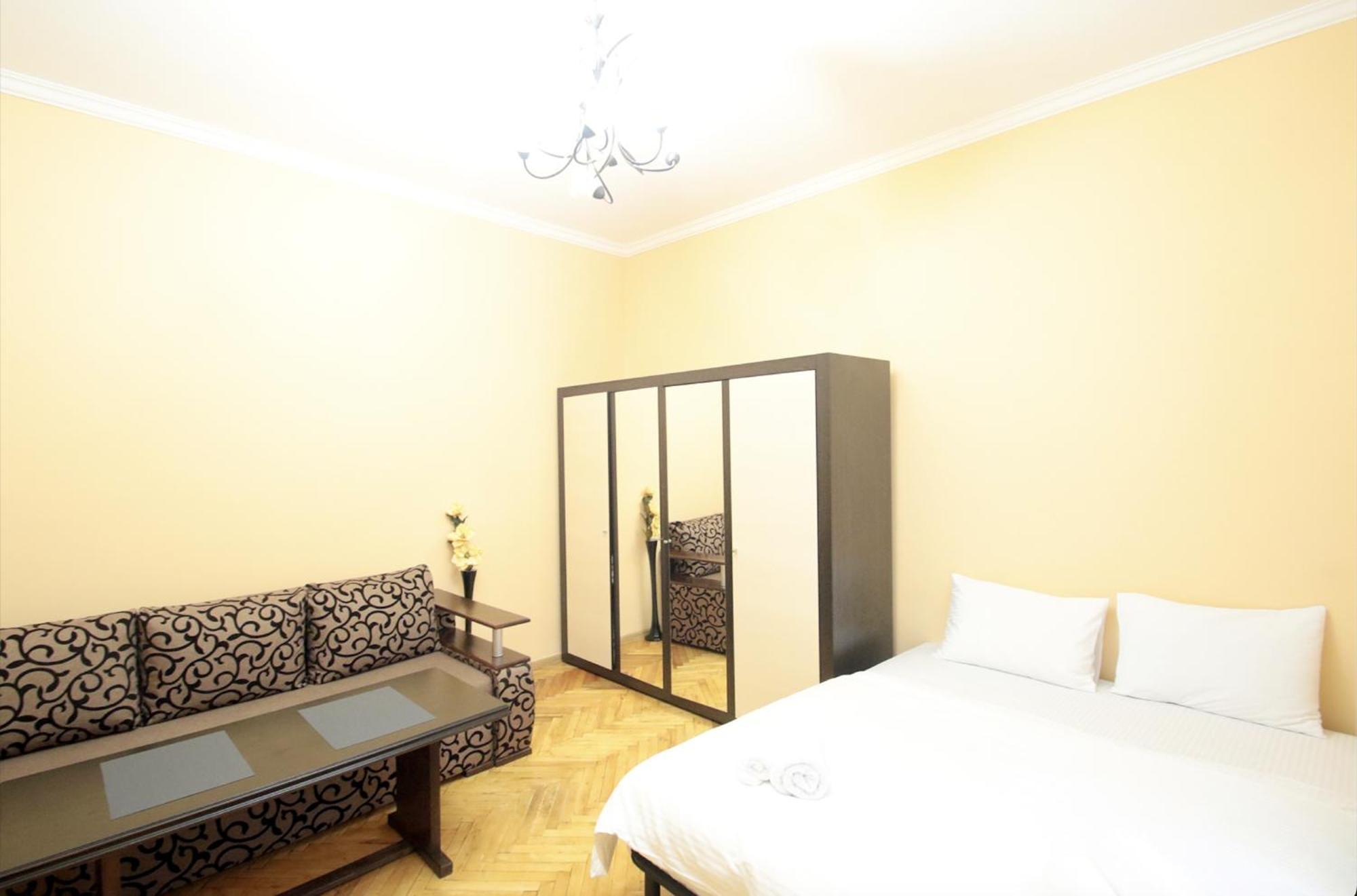 "Deluxe Apartments" K 45 - 1128 Lviv Dış mekan fotoğraf
